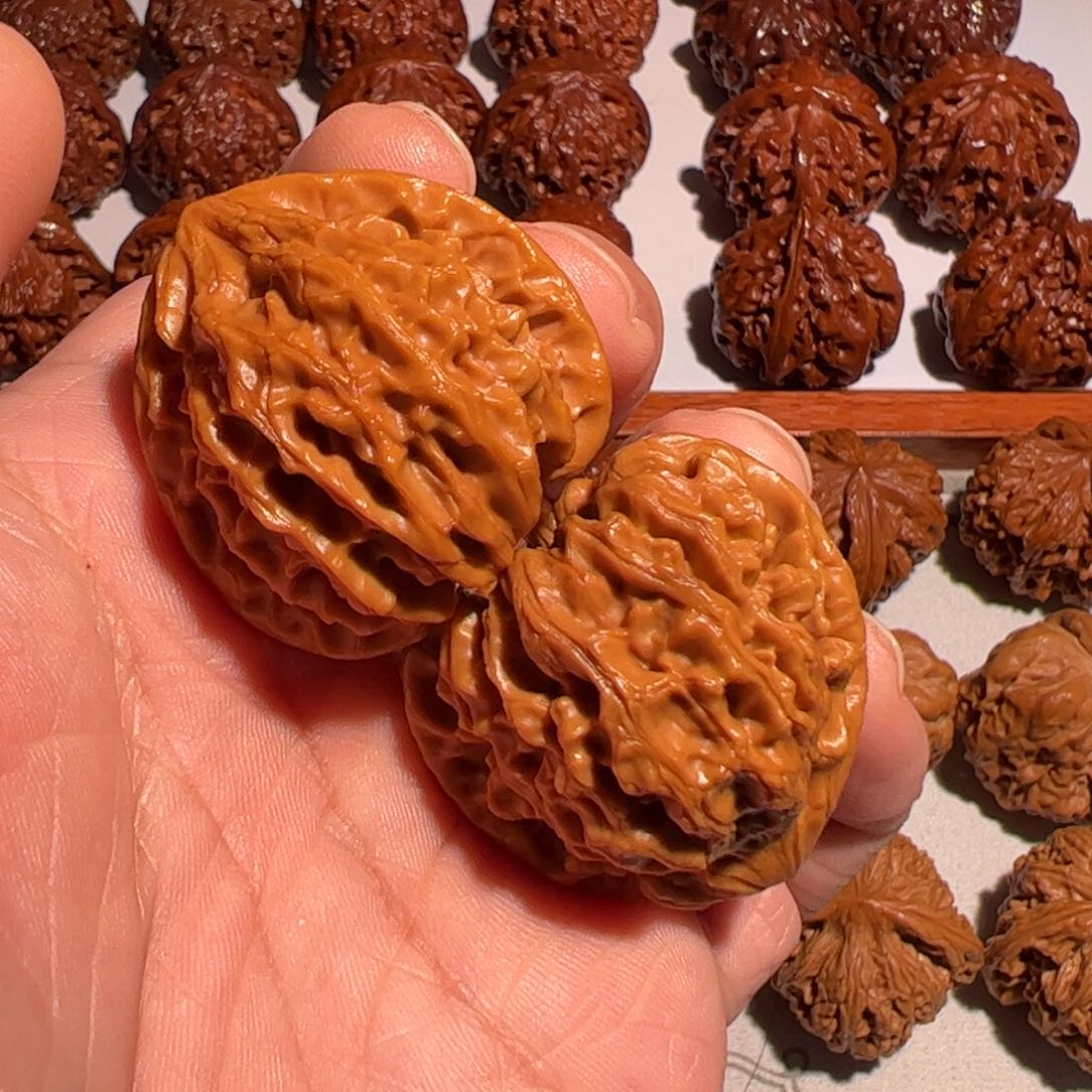 文玩核桃把件你*龙门涧