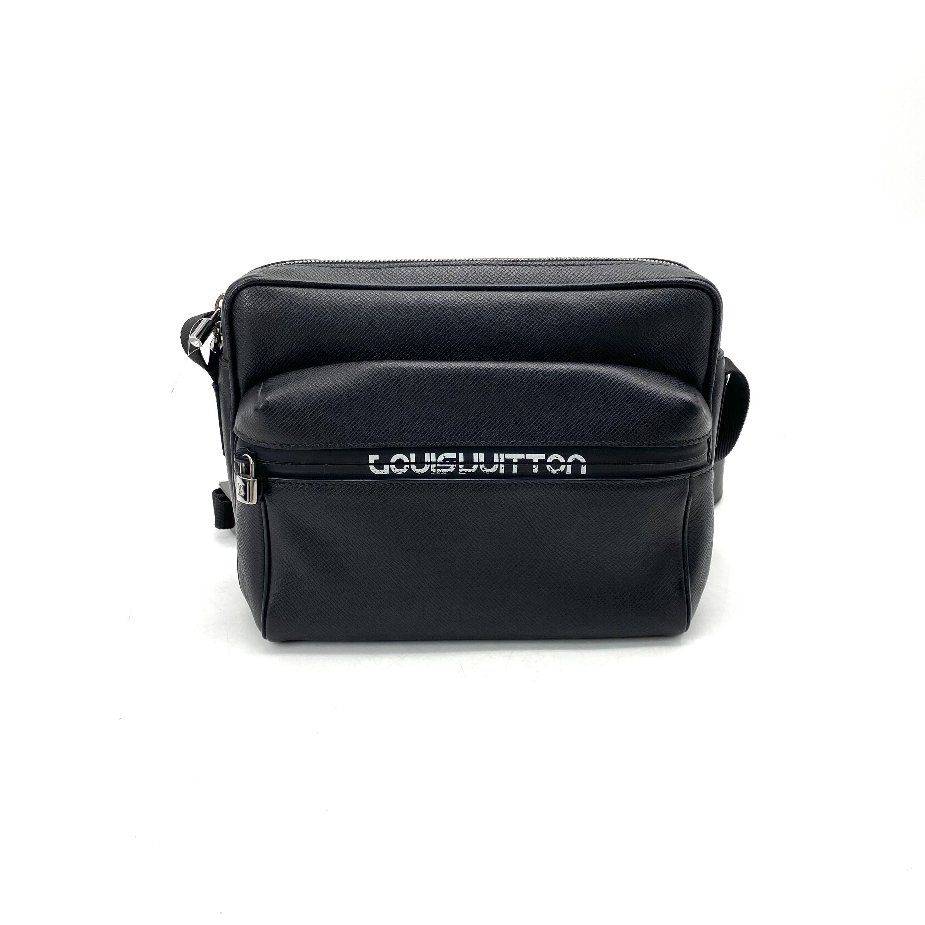 95新 LouisVuitton/路易威登 限量款outdoor邮差包 尺寸26/20