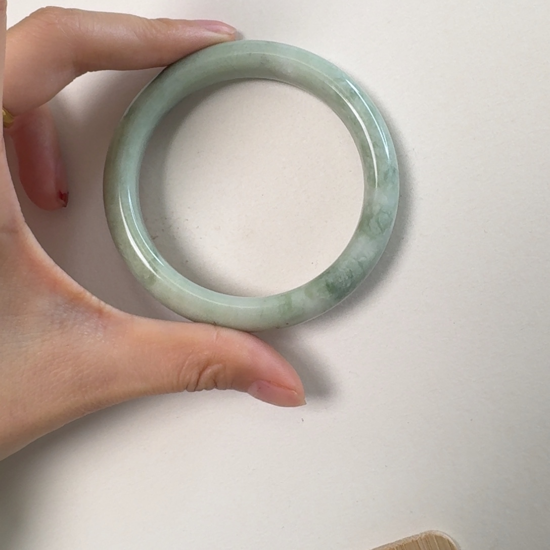 蓝田玉（蛇纹石化大理石玉）手镯未镶嵌阳****伤