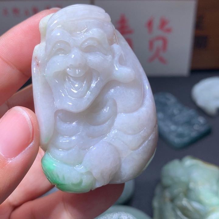 翡翠未镶嵌颈饰保真天然A货翡翠