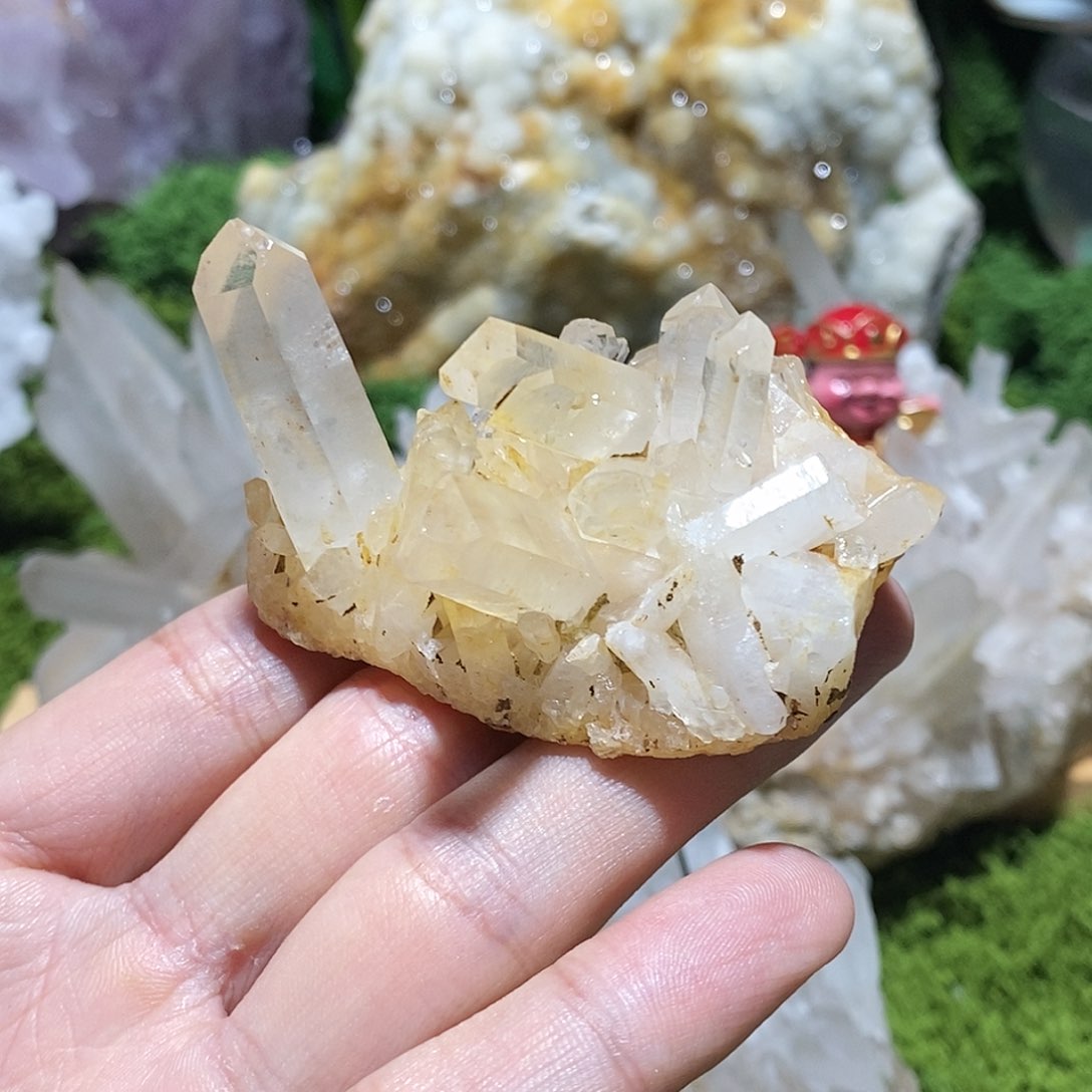 未镶嵌珠宝半成品水晶