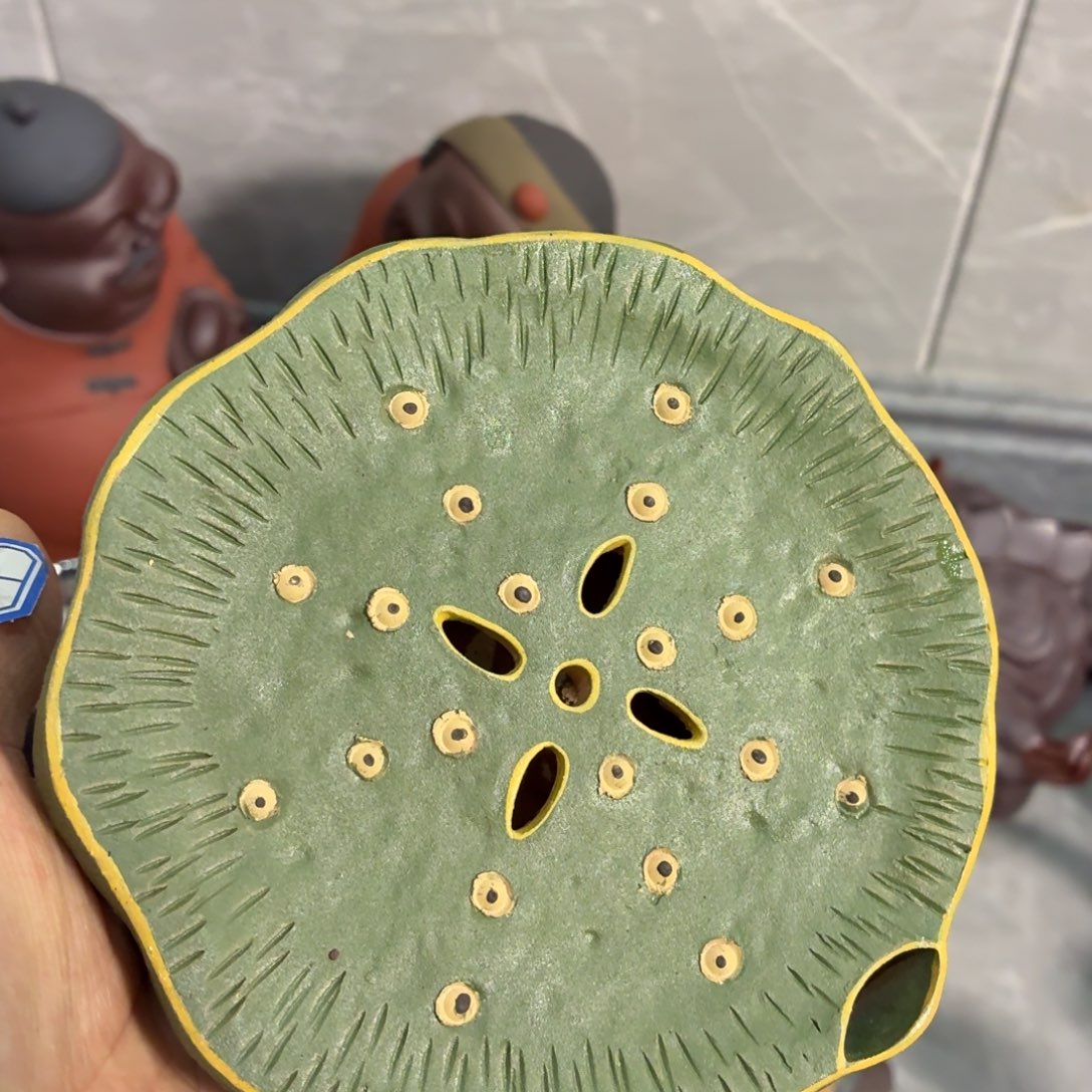 紫砂茶杯放漏放漏放大漏了