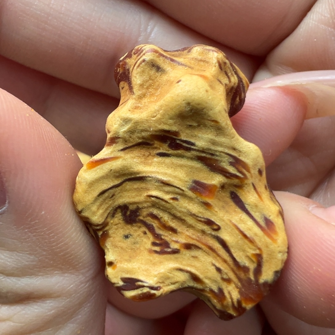 定制琥珀未镶嵌蜜蜡