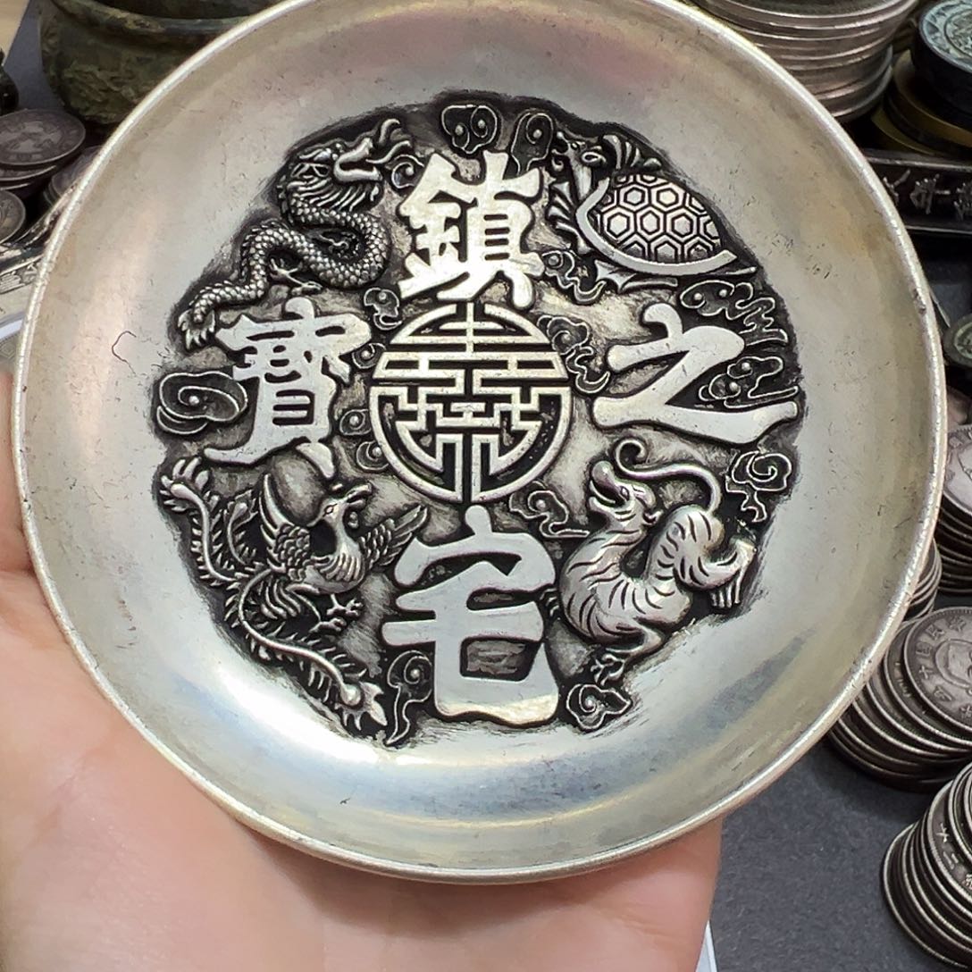 金属复古风格摆件
