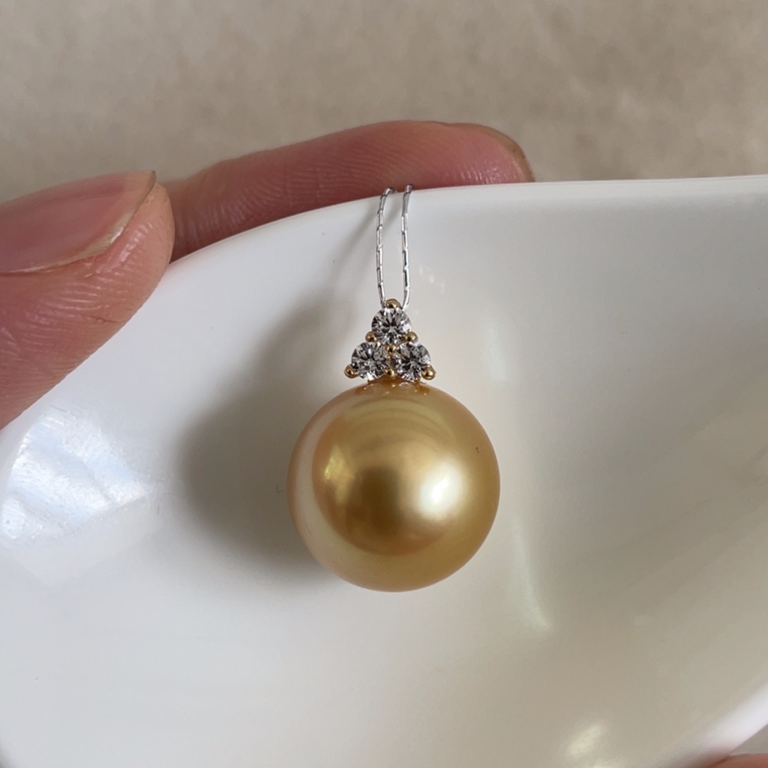 18K金镶嵌海水珍珠吊坠(不含链)13.9mm