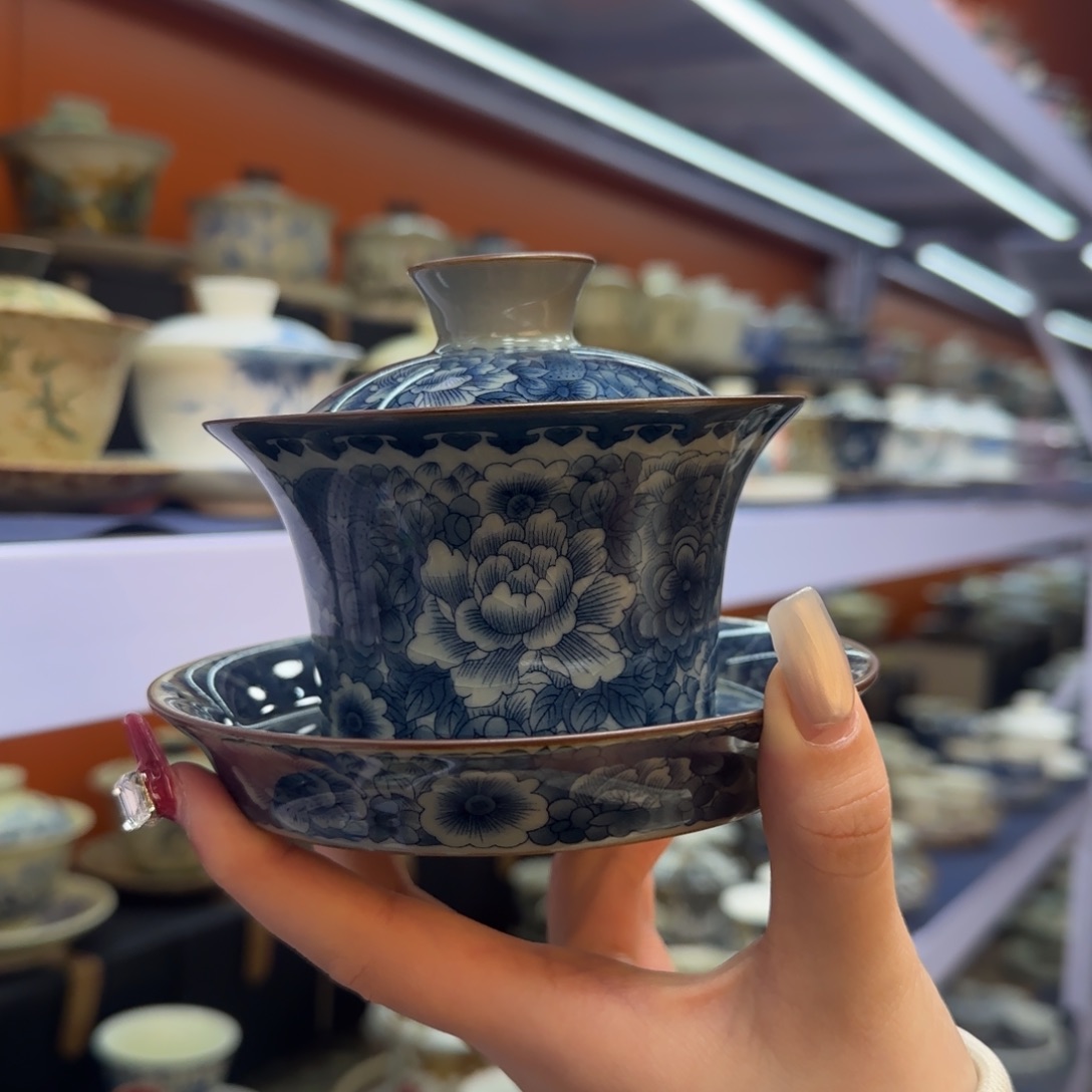 我在外面吃饭呢你在哪了