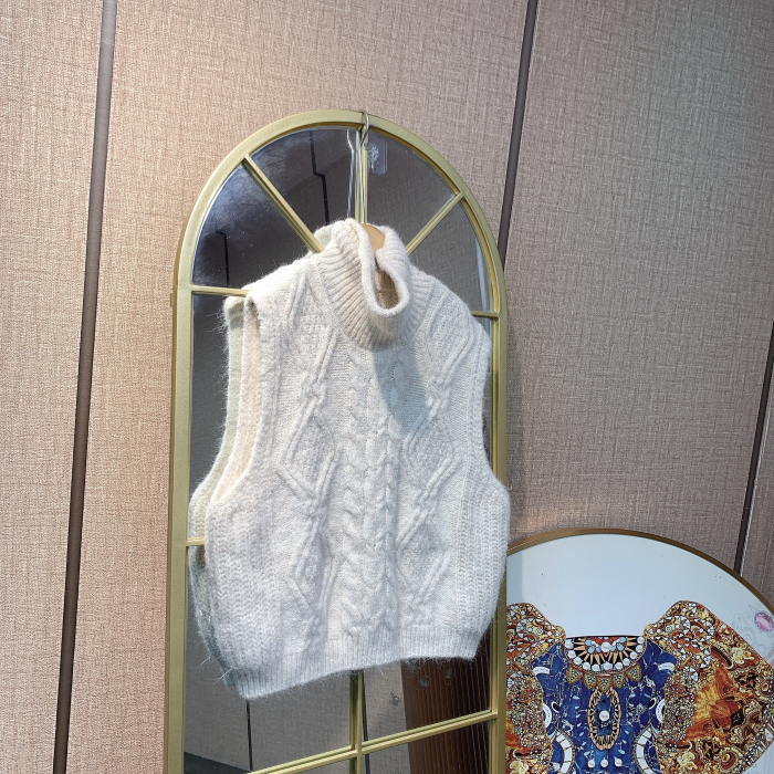 BS243孕妇杏色毛衣背心