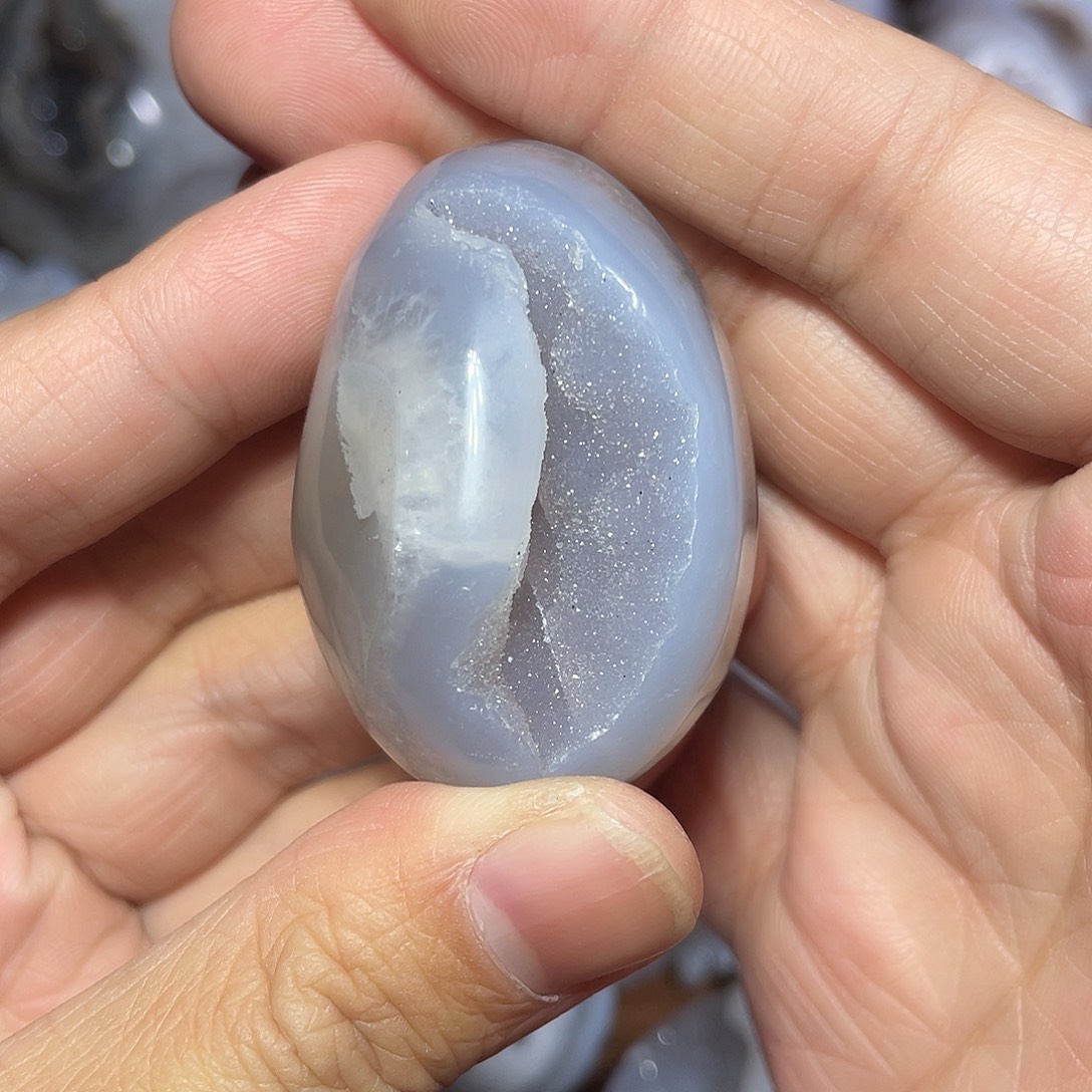 未镶嵌水晶大型摆件（非配饰）