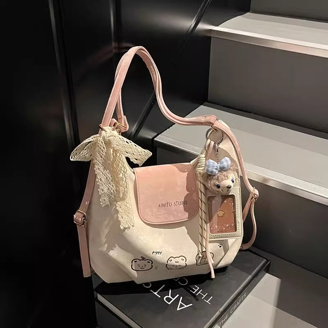 2025新款斜跨小包包可爱洋气小众时尚简约通勤质感百搭单肩双肩包