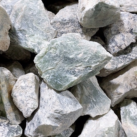 蛇纹石玉未镶嵌珠宝奇石