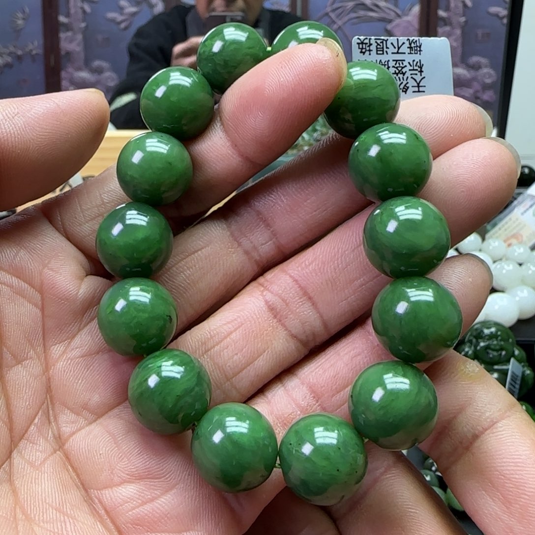 和田玉未镶嵌珠宝奇石