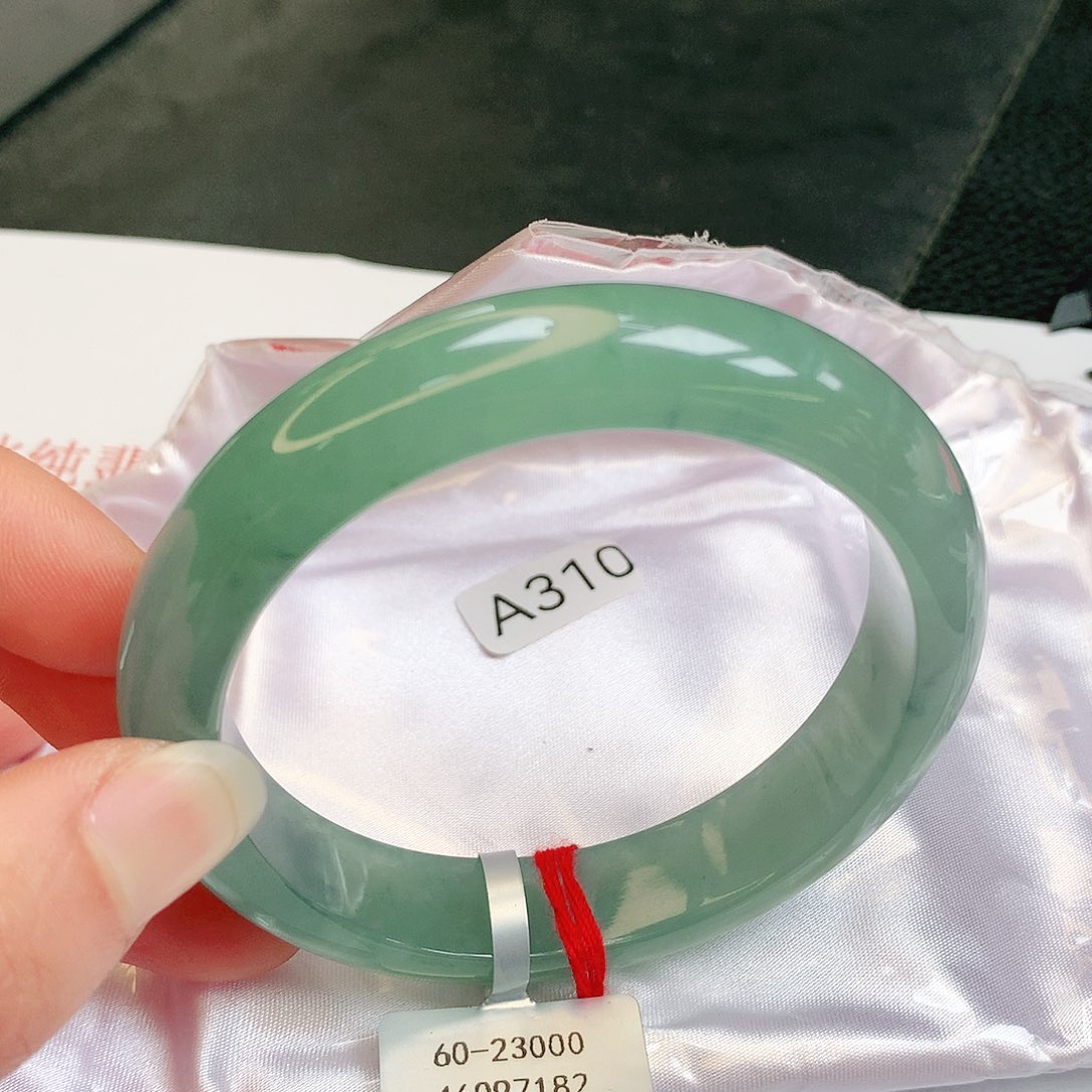 【闪购商品】翡翠手镯未镶嵌缅甸天然a货翡翠