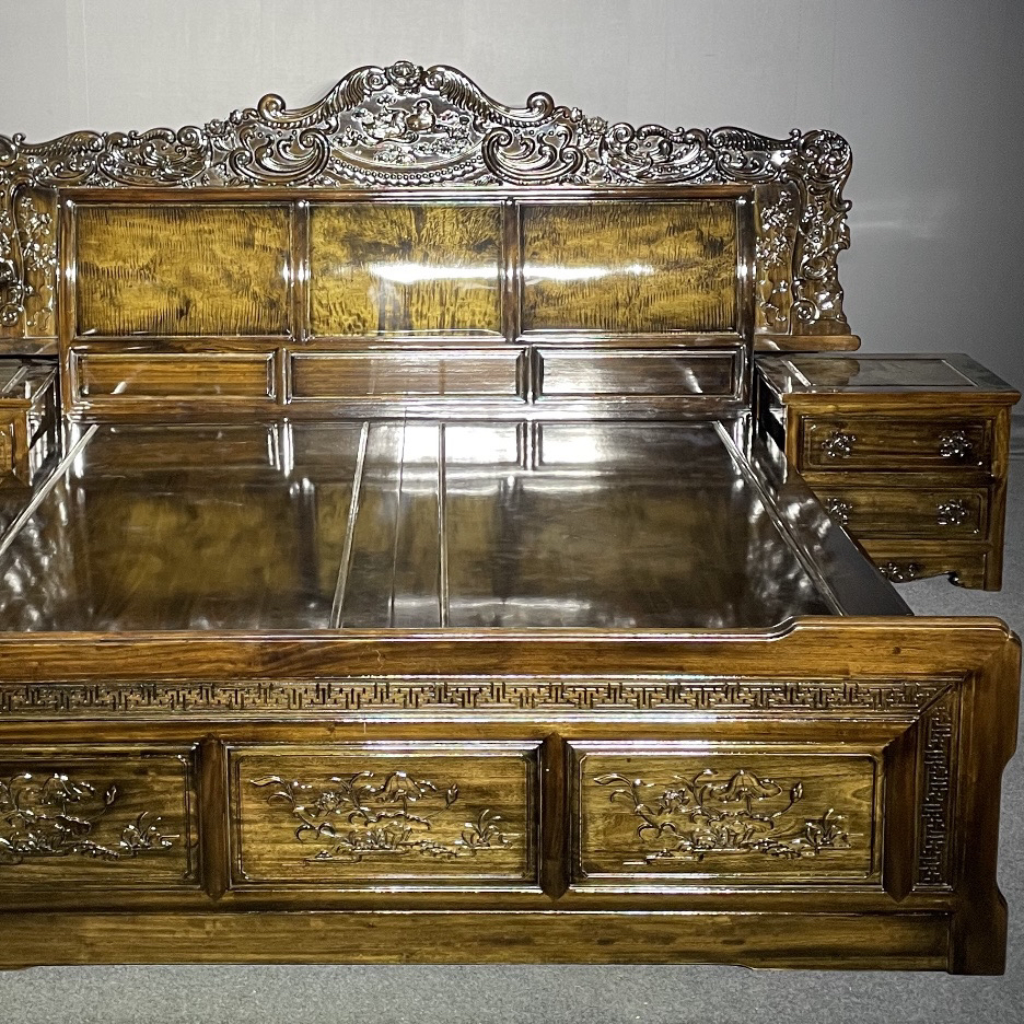 金丝楠木绿料1.8床三件套