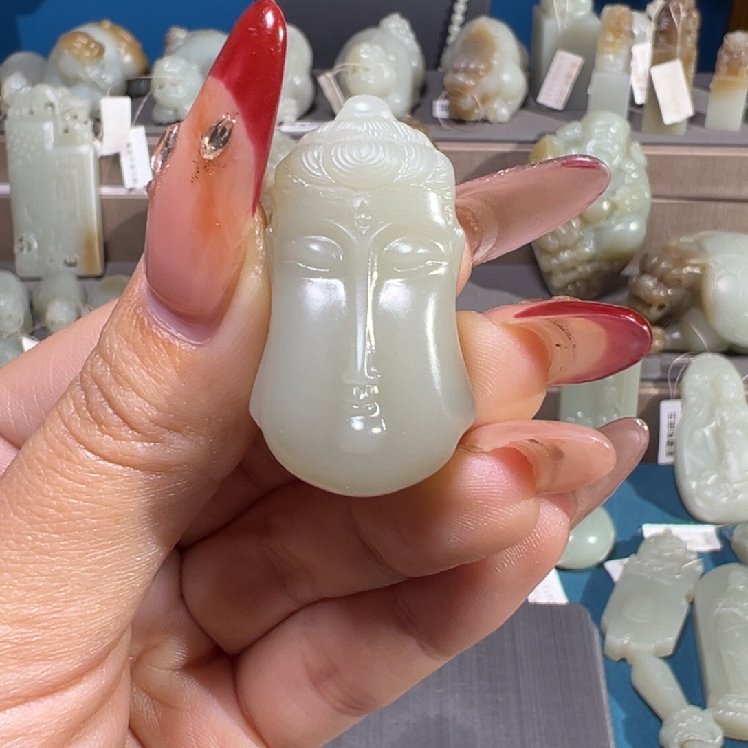 和田玉（糖玉）未镶嵌颈饰