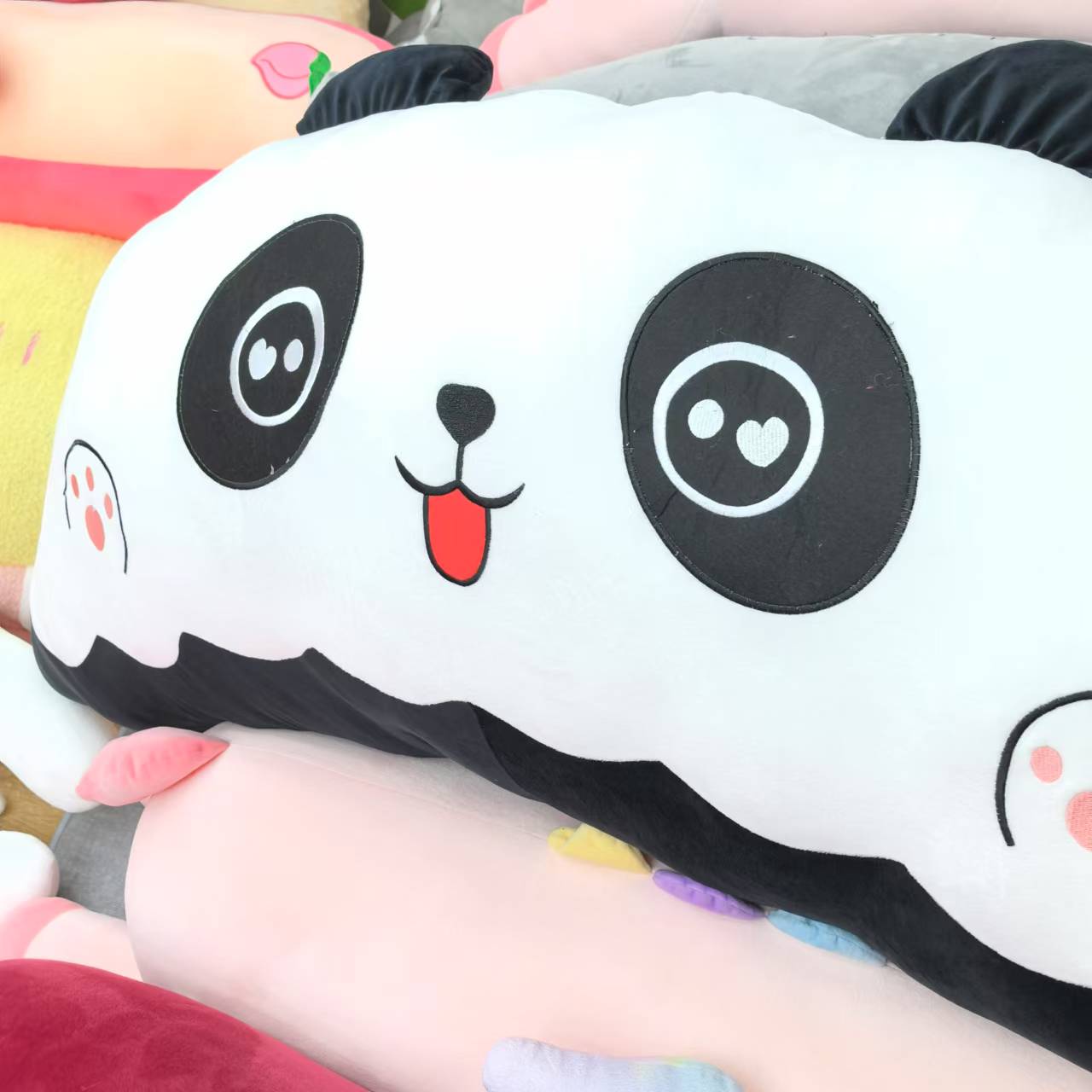 新款熊猫靠枕毛绒玩具玩偶长条抱枕布娃娃公仔生日礼物