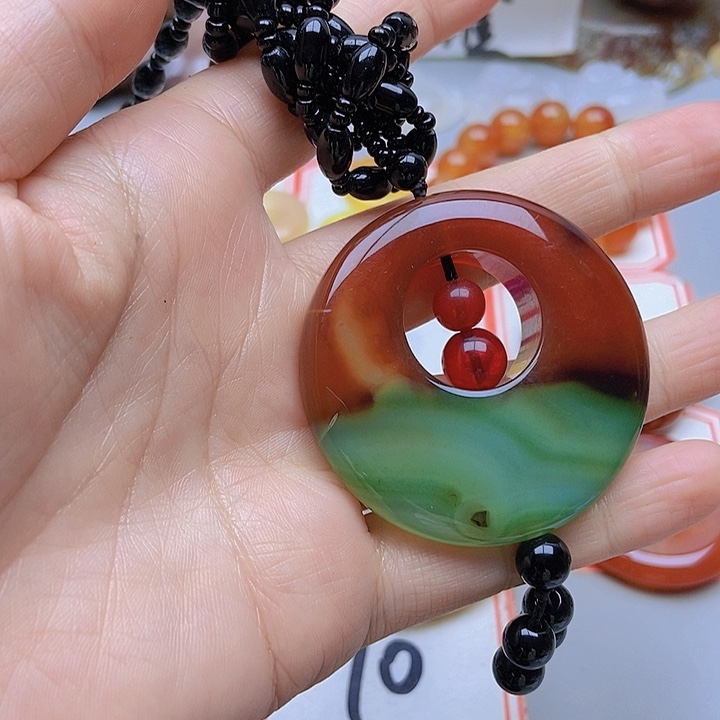 【闪购商品】未镶嵌玛瑙/玉髓珠宝半成品山**在