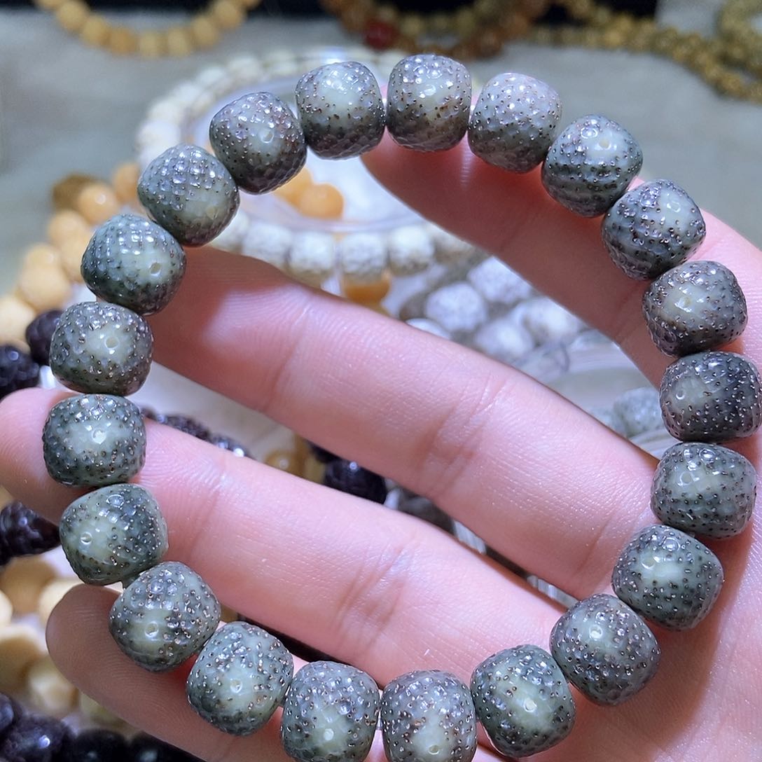 星月菩提吊坠龙鳞青龙