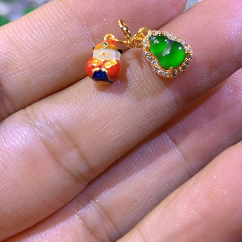 【闪购商品】翡翠挂件银S925镶嵌天然翡翠