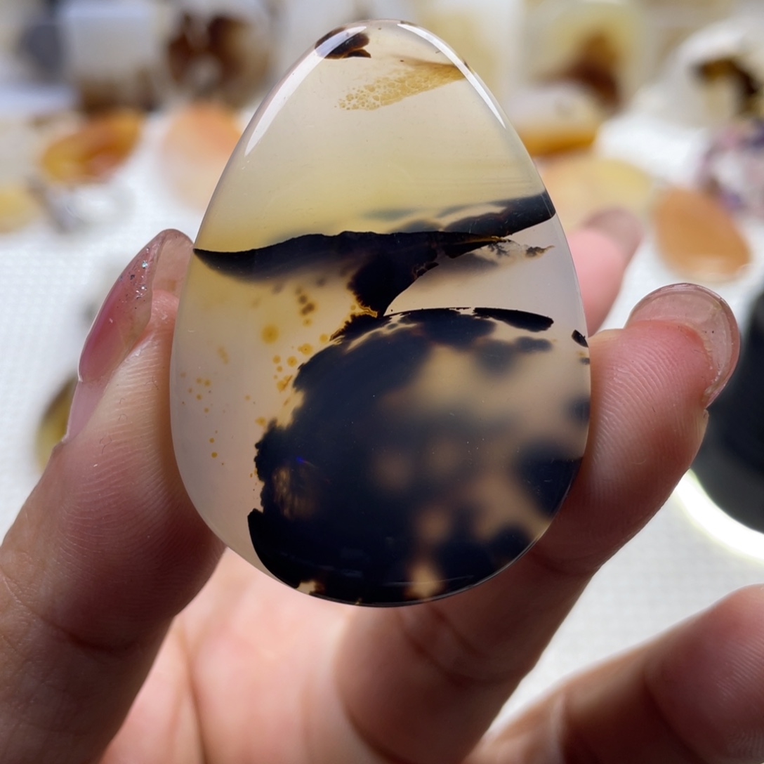 玛瑙/玉髓未镶嵌颈饰