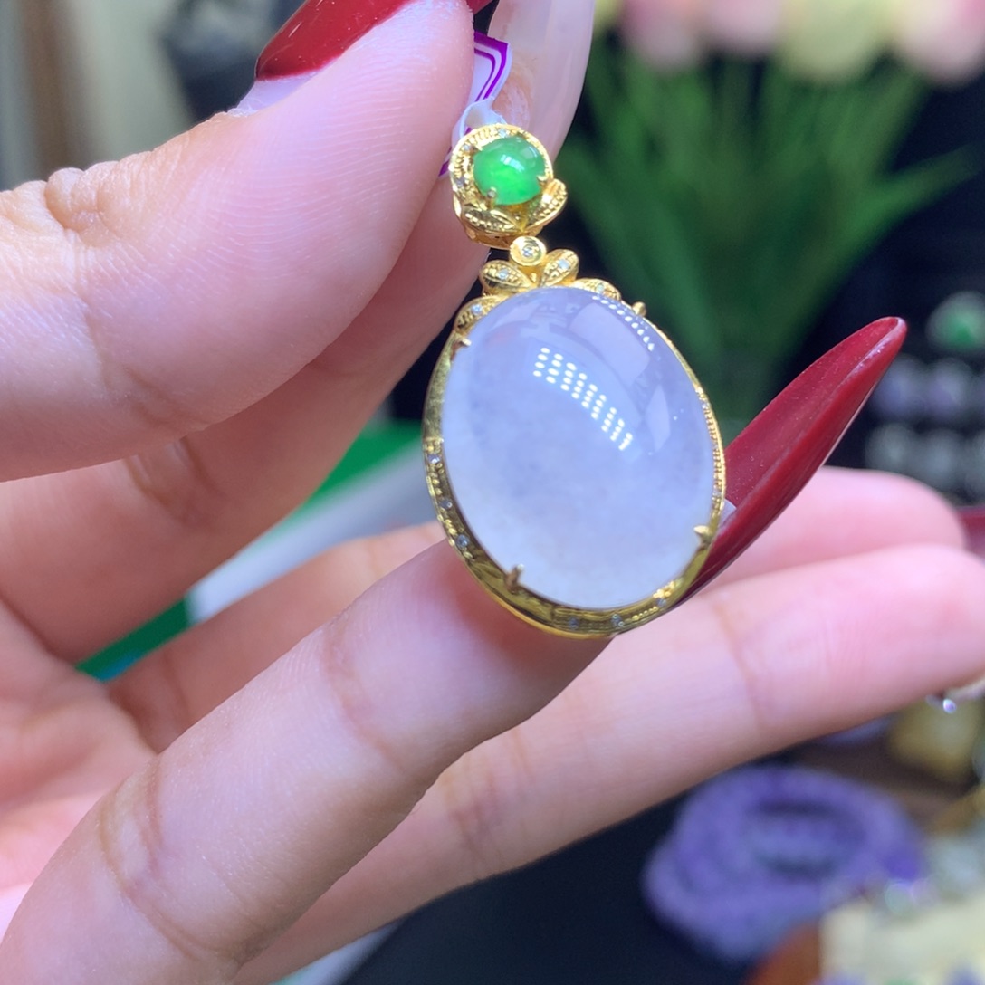 翡翠颈饰18K金镶嵌天然