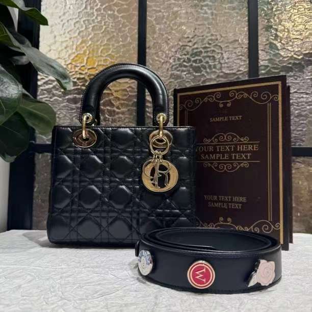 95新 DIOR/迪奥 Dior黑金四格徽章戴妃 25030053-01