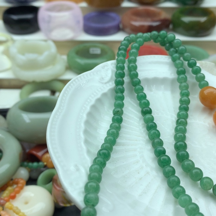 石英岩玉未镶嵌13468975444