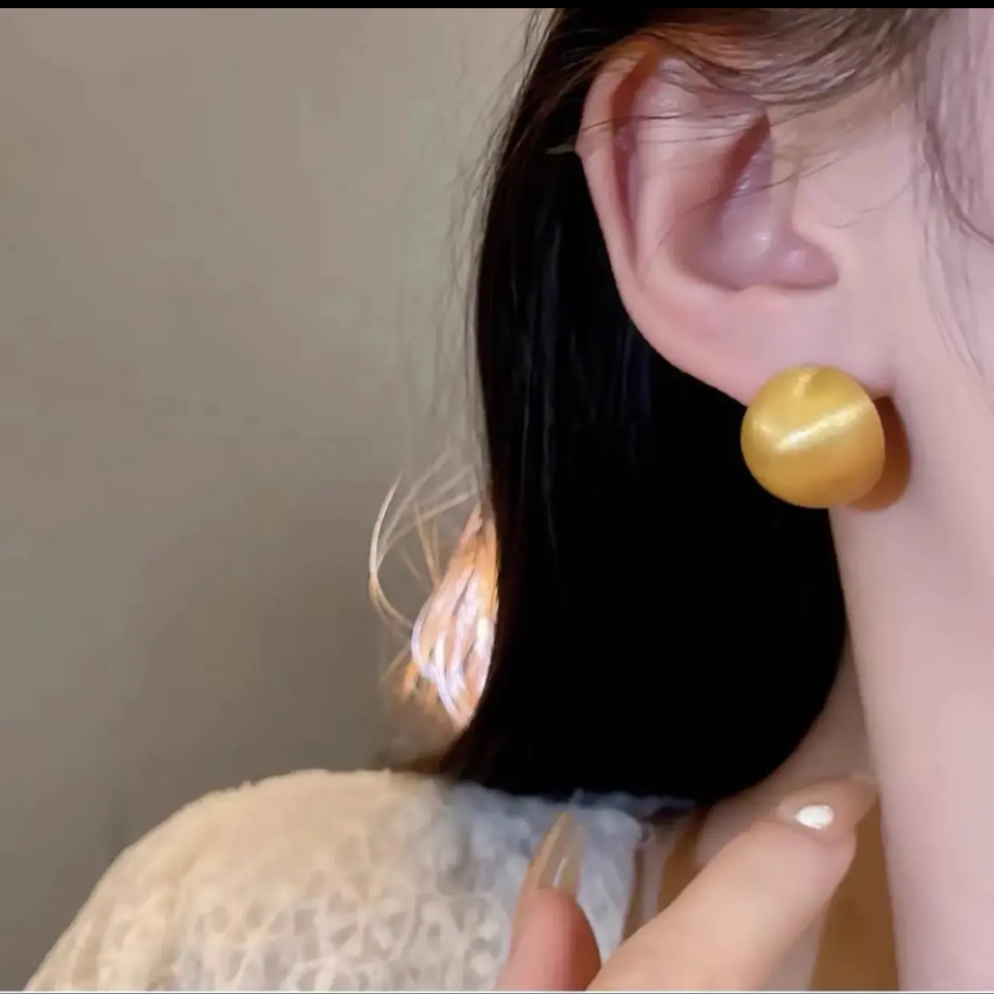 铜合金耳饰 经典时尚款拉丝耳钉百搭简约古法金色精美