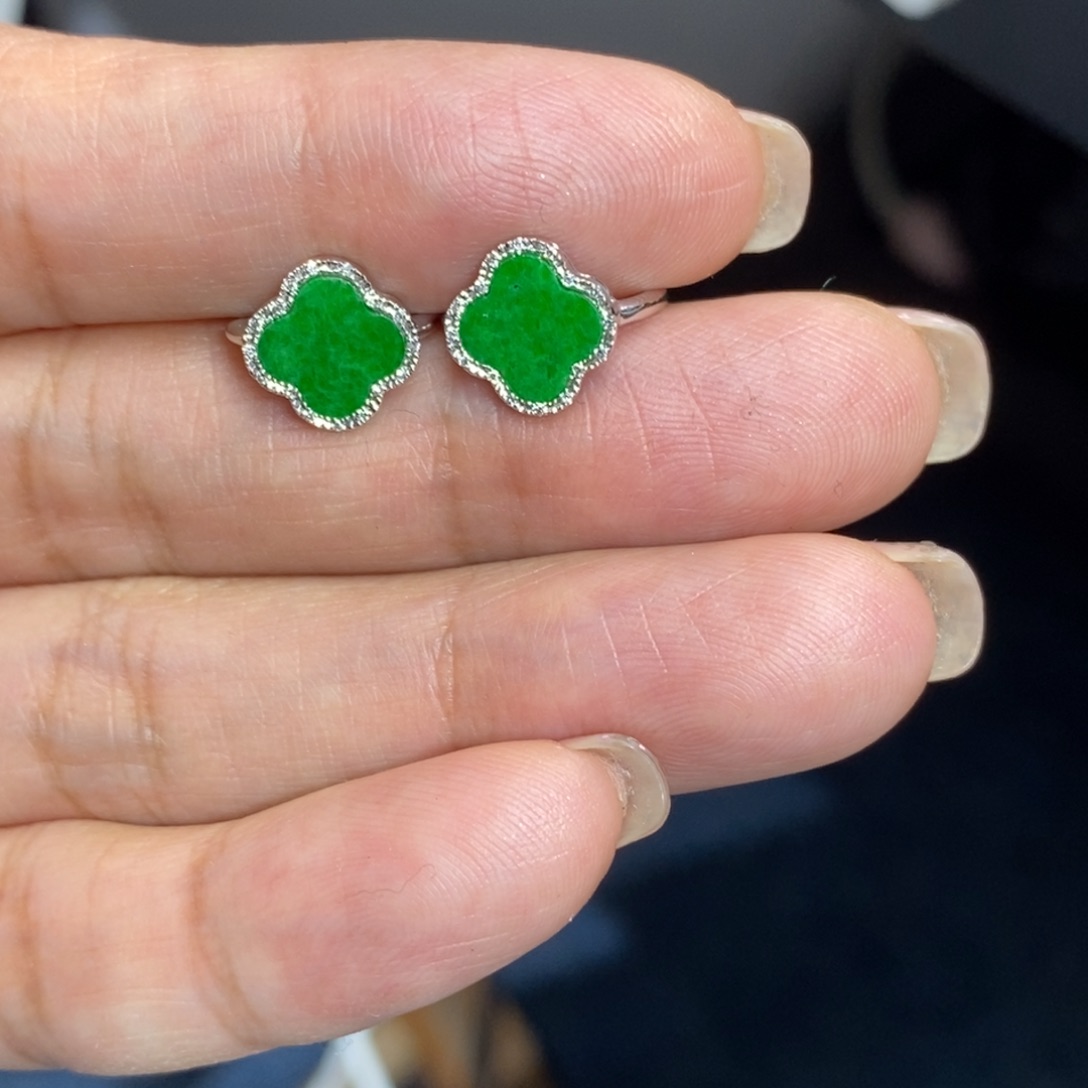 翡翠耳饰18K金镶嵌耳饰