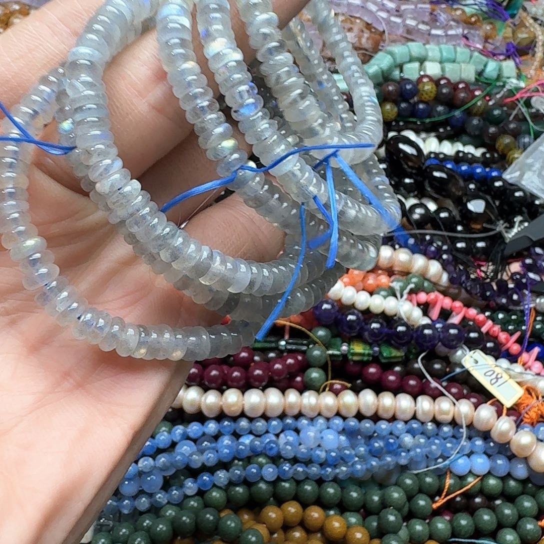 玛瑙/玉髓合金珠宝半成品一条6mm灰月光算盘手串