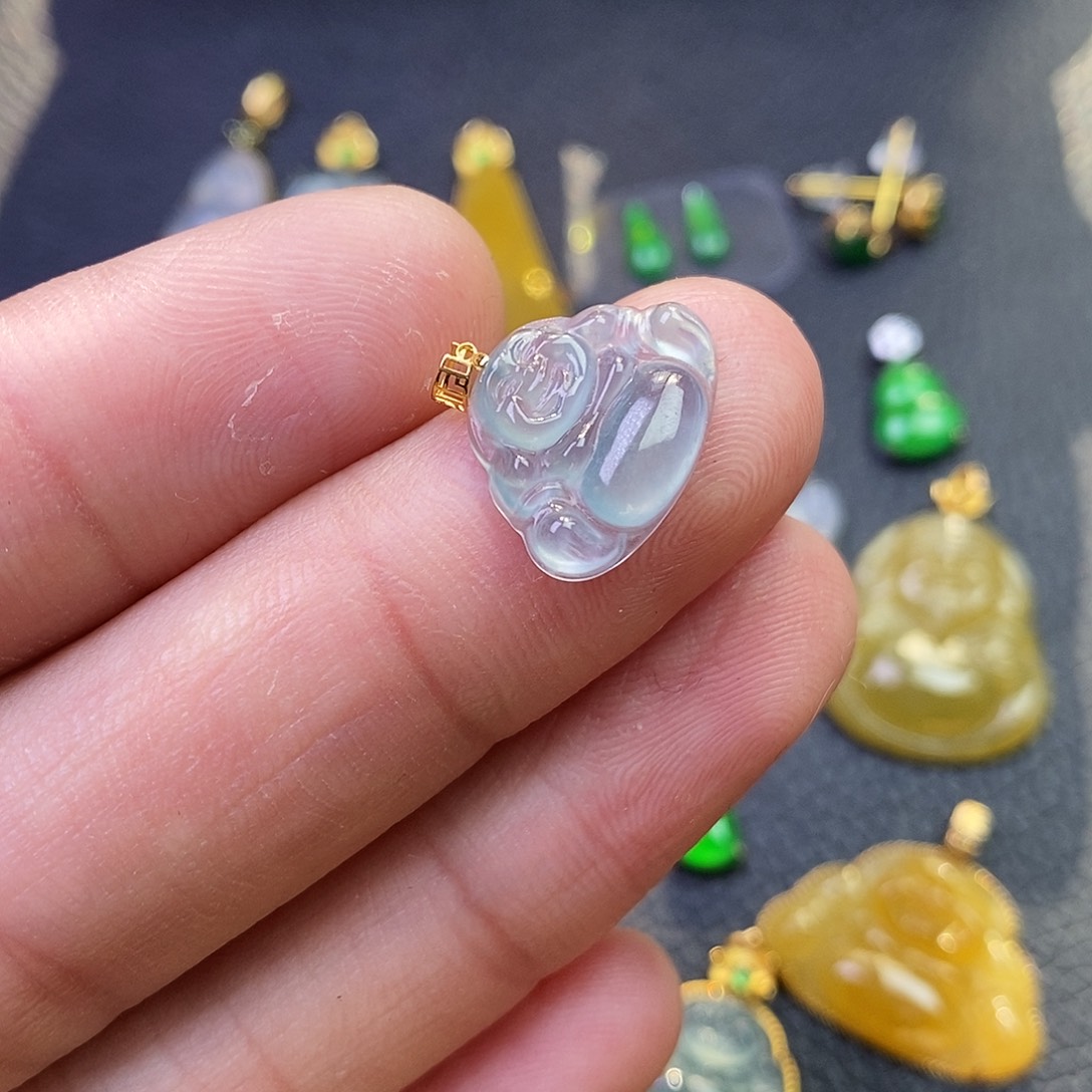 吊坠(不含链)18K金镶嵌翡翠