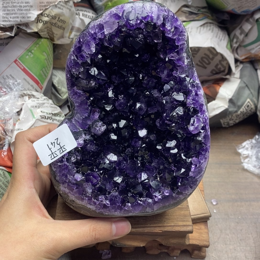 未镶嵌大型摆件（非配饰）水晶