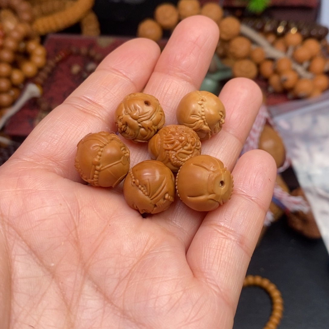 紫***～橄榄核吊坠橄榄核桃