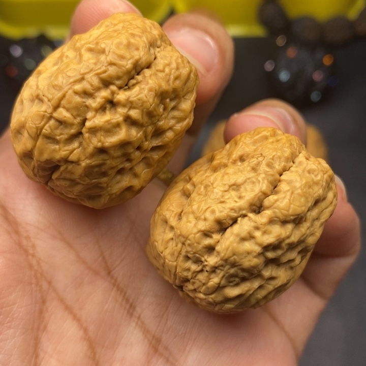 文玩核桃吊坠36尺脑纹金蟾