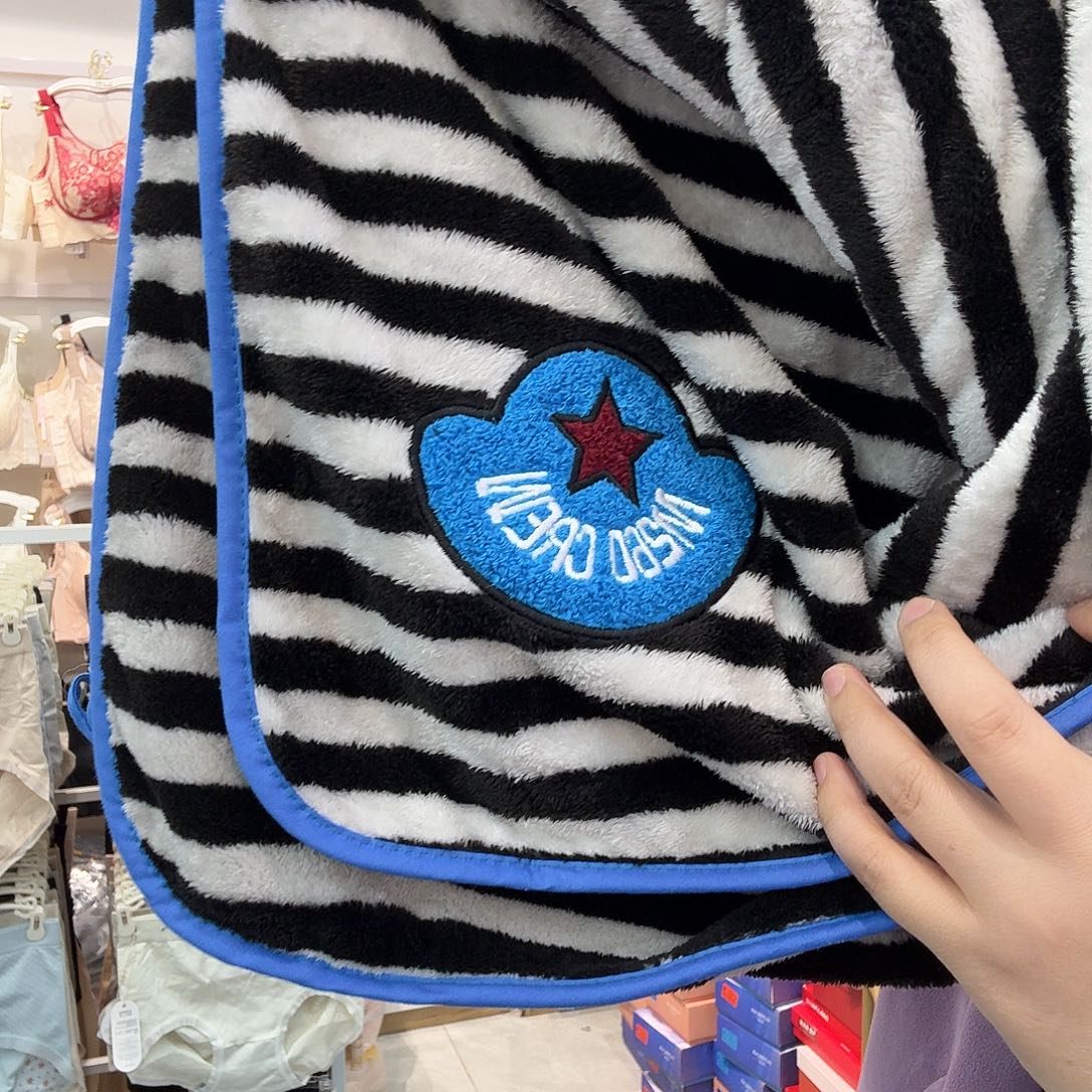 三醋酯纤维七月初一的