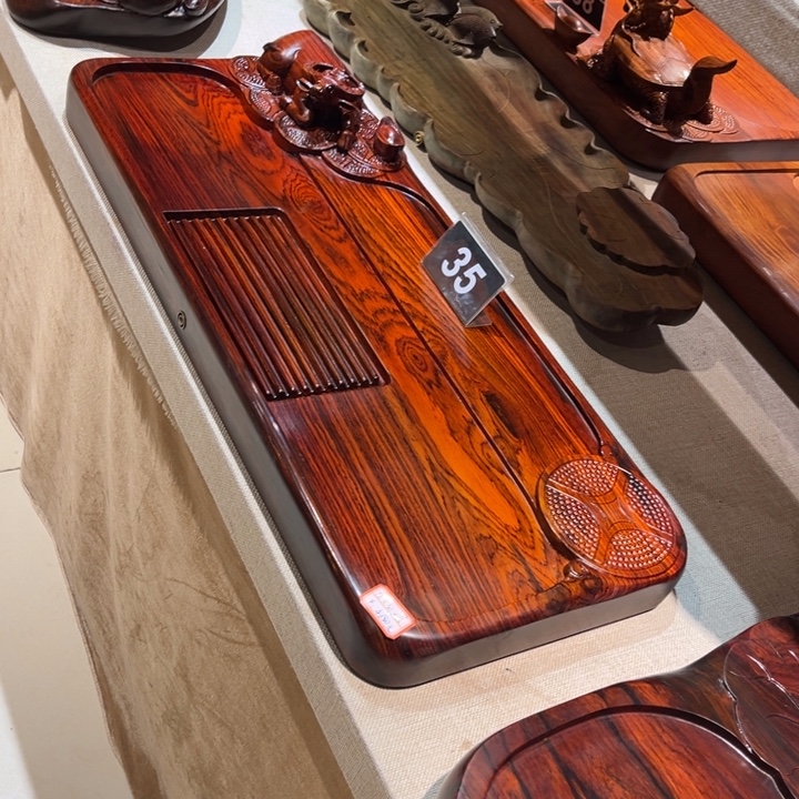 进***步红酸枝木类桌微凹黄檀