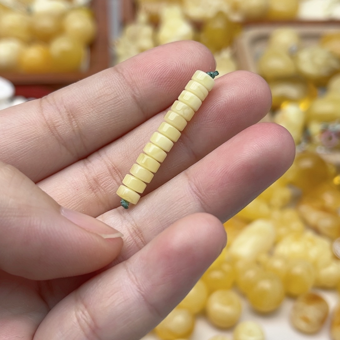 蜜蜡未镶嵌裸石天然