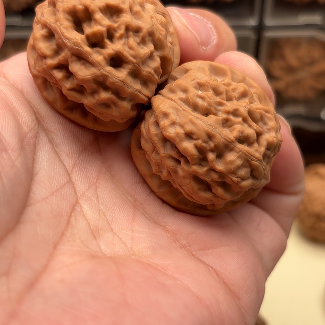 把件文玩核桃核欢