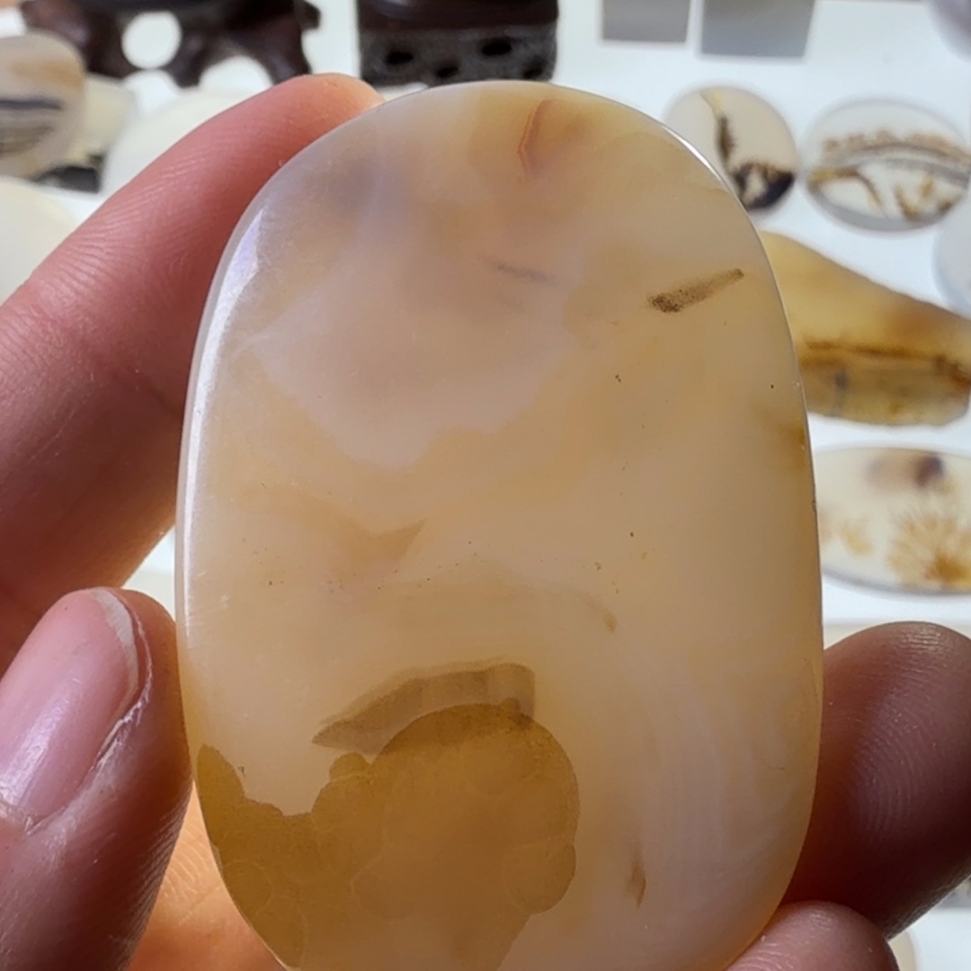 玛瑙/玉髓未镶嵌珠宝半成品