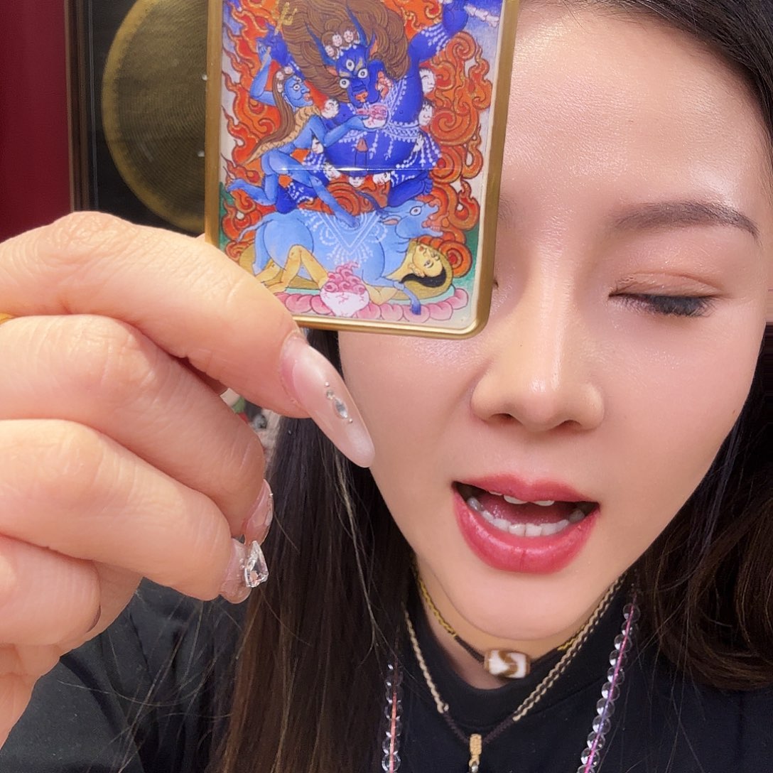 装裱画K***?阎魔敌带壳子