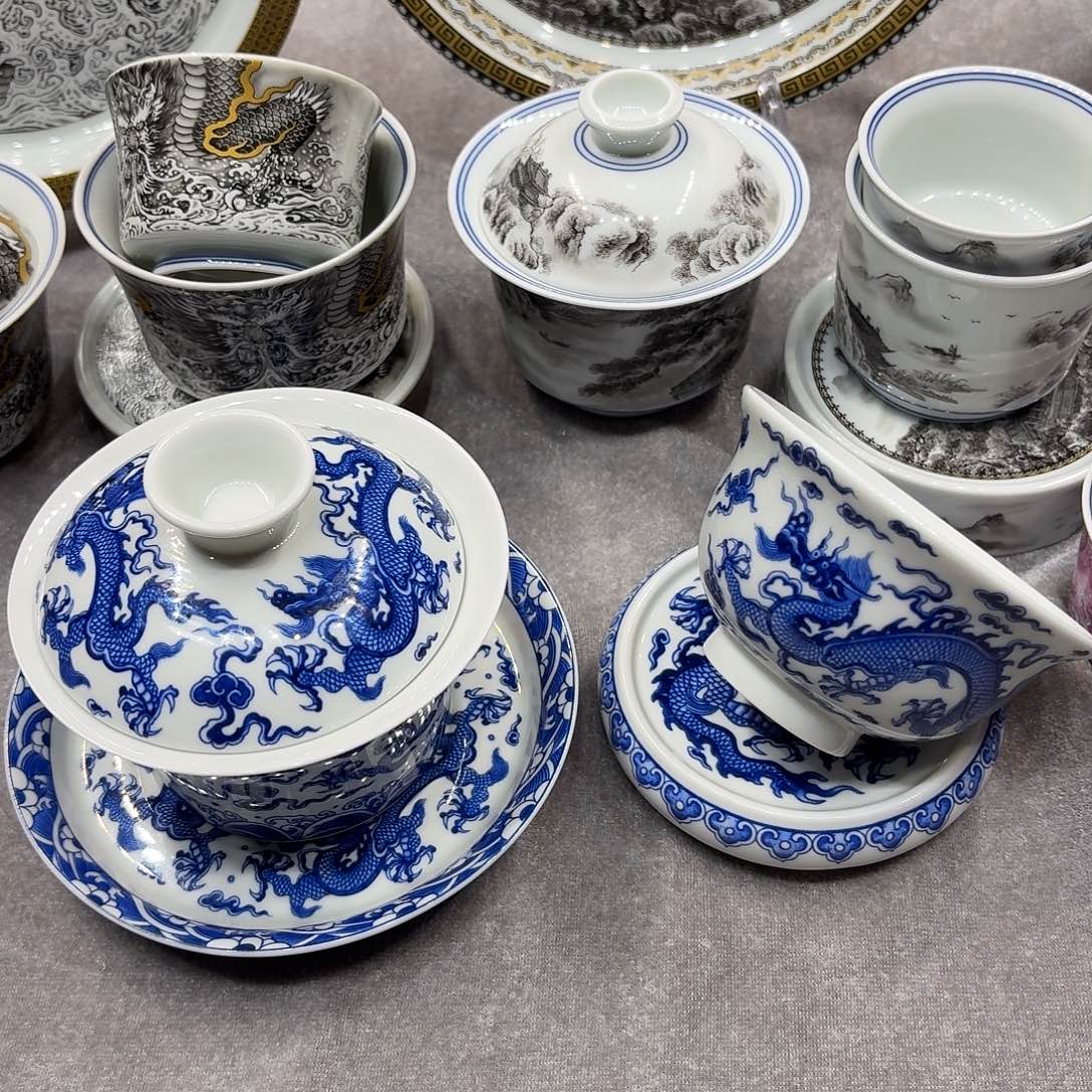 景德镇市和上海浦东国际