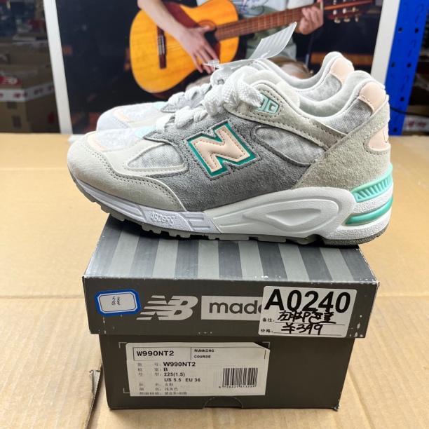 A0240 NEW BALANCE W990NT2 36码运动鞋直播微瑕疵 无售后