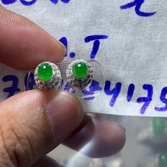 未镶嵌定制翡翠耳钉