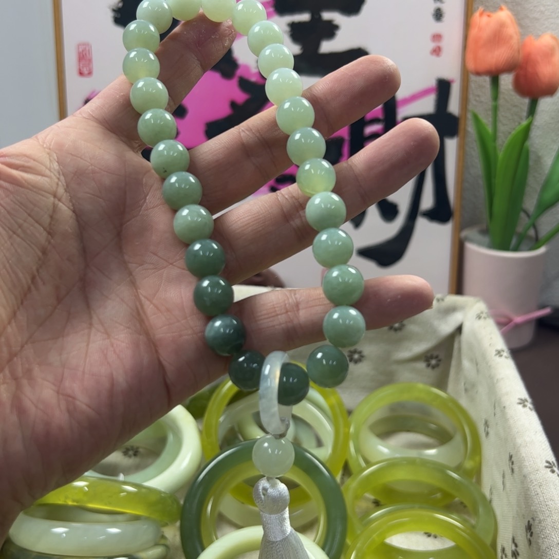 蛇纹石玉手镯未镶嵌721