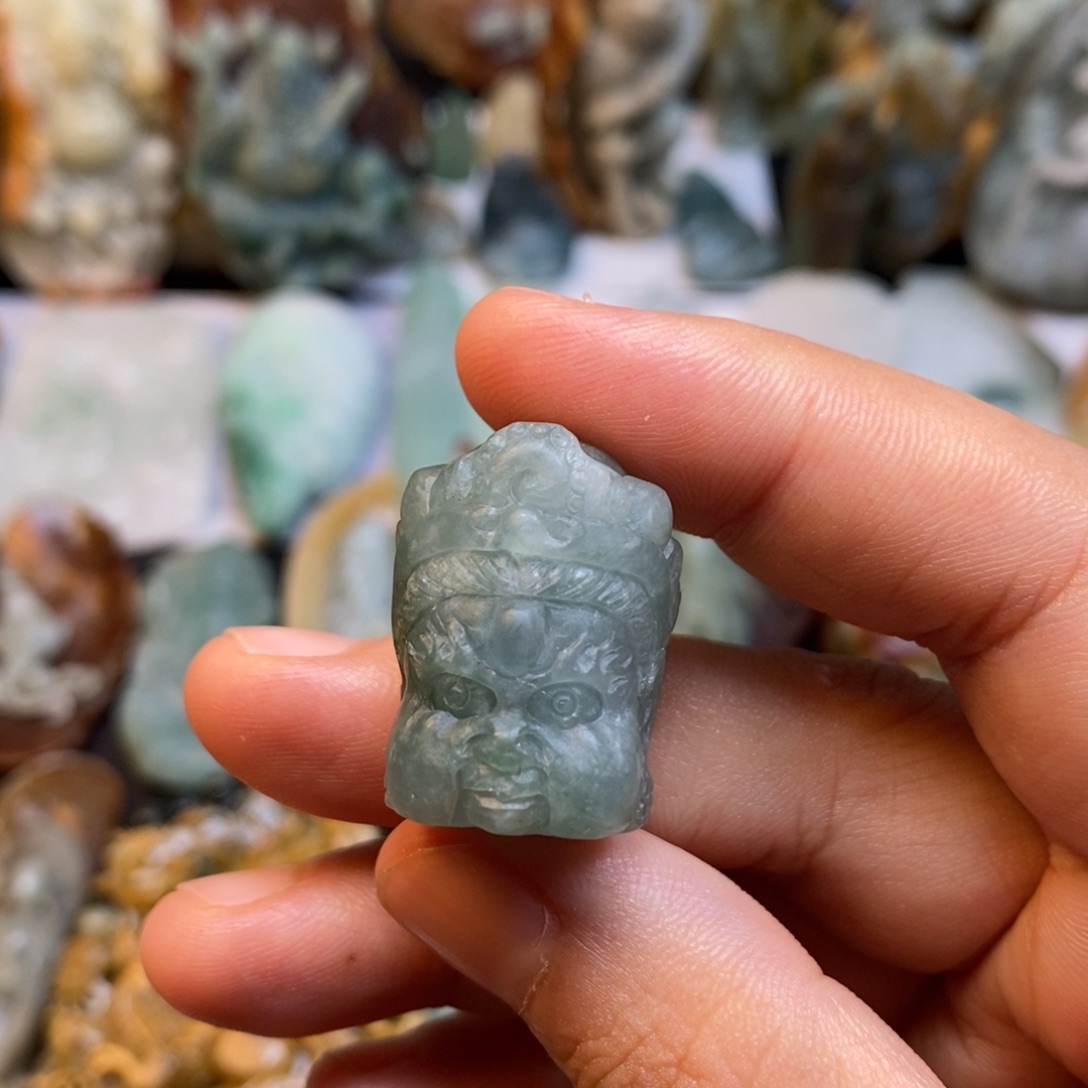 定制翡翠未镶嵌特色16