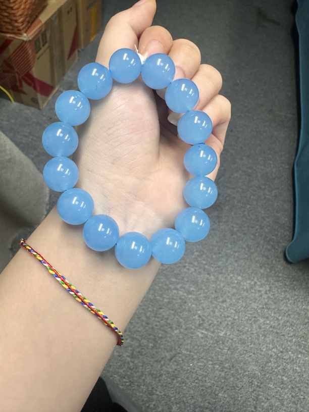 618特价海蓝宝卡14毫米手串