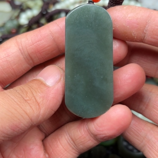 和田玉吊坠未镶嵌