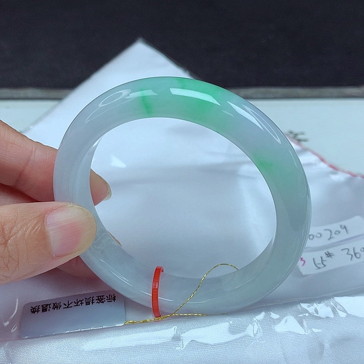 翡翠未镶嵌手镯55圈0209