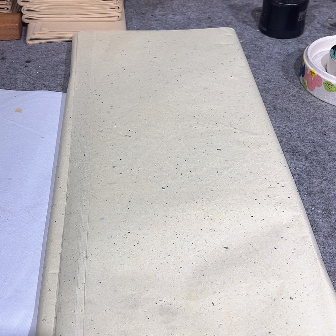 艾草纸。 50✖️80。   