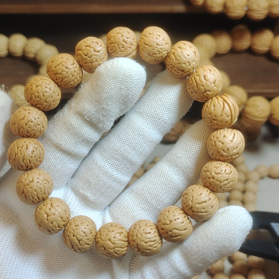 桃核手串大****=野生金豆丹