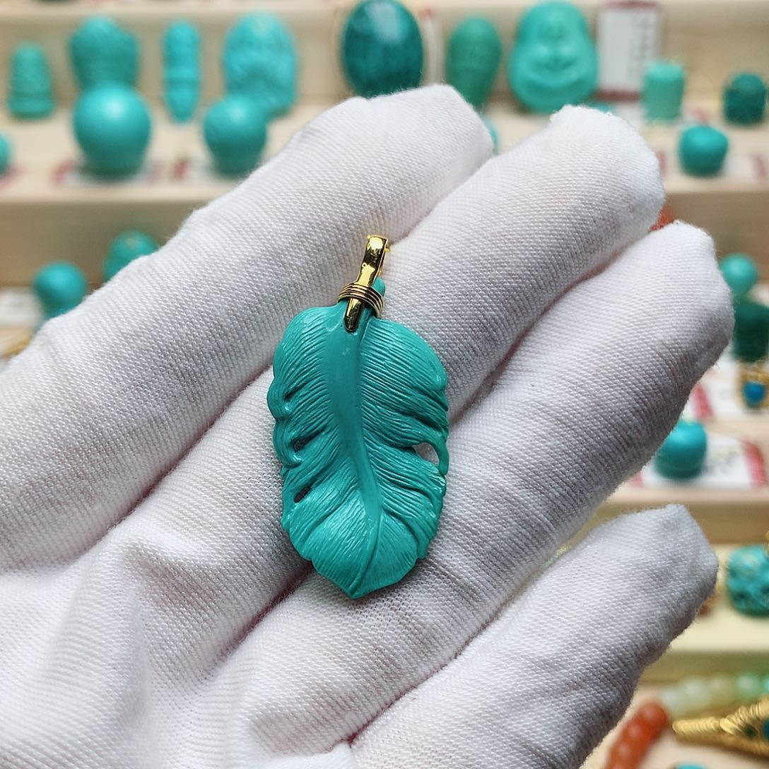 绿松石配饰未镶嵌